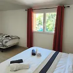 Superb House With Pool In Saint-raphael *