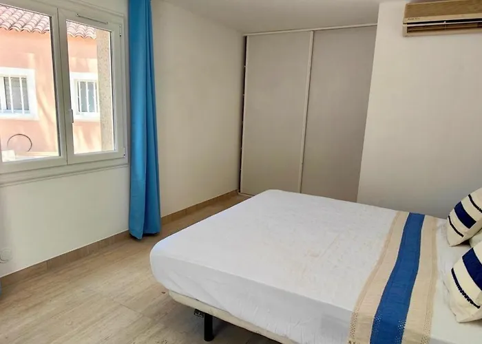 펜션 Superb House With Pool In Saint-raphael *