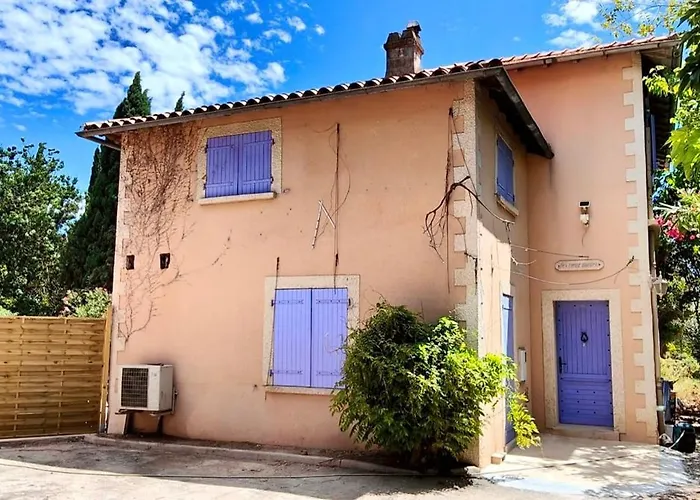 Superb House With Pool In Saint-raphael 펜션 *